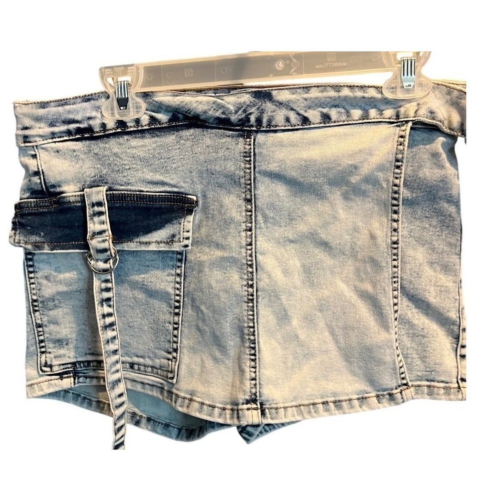 VIP Jeans Womens Acid Wash Denim Cargo Skort Light Blue Size 9/10 9-60951LB